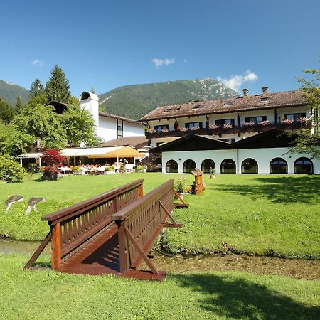 Alpenhof Grainau Hotel Exterior photo