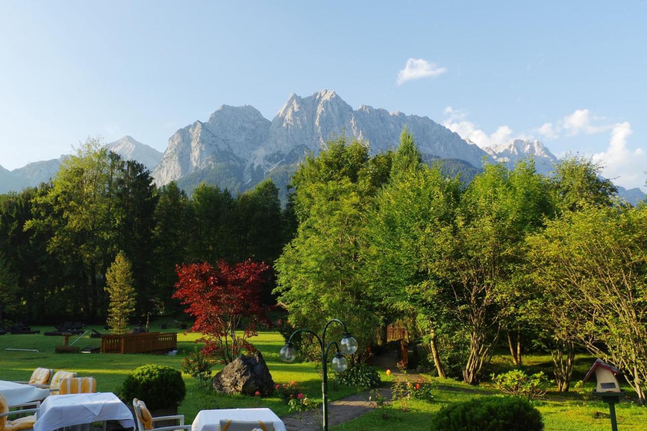 Alpenhof Grainau Hotel Exterior photo